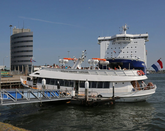 watertaxi-001